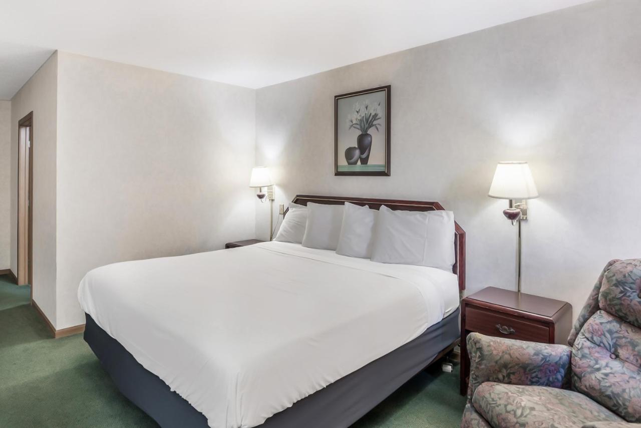 Americas Best Value Inn-Wenona Luaran gambar