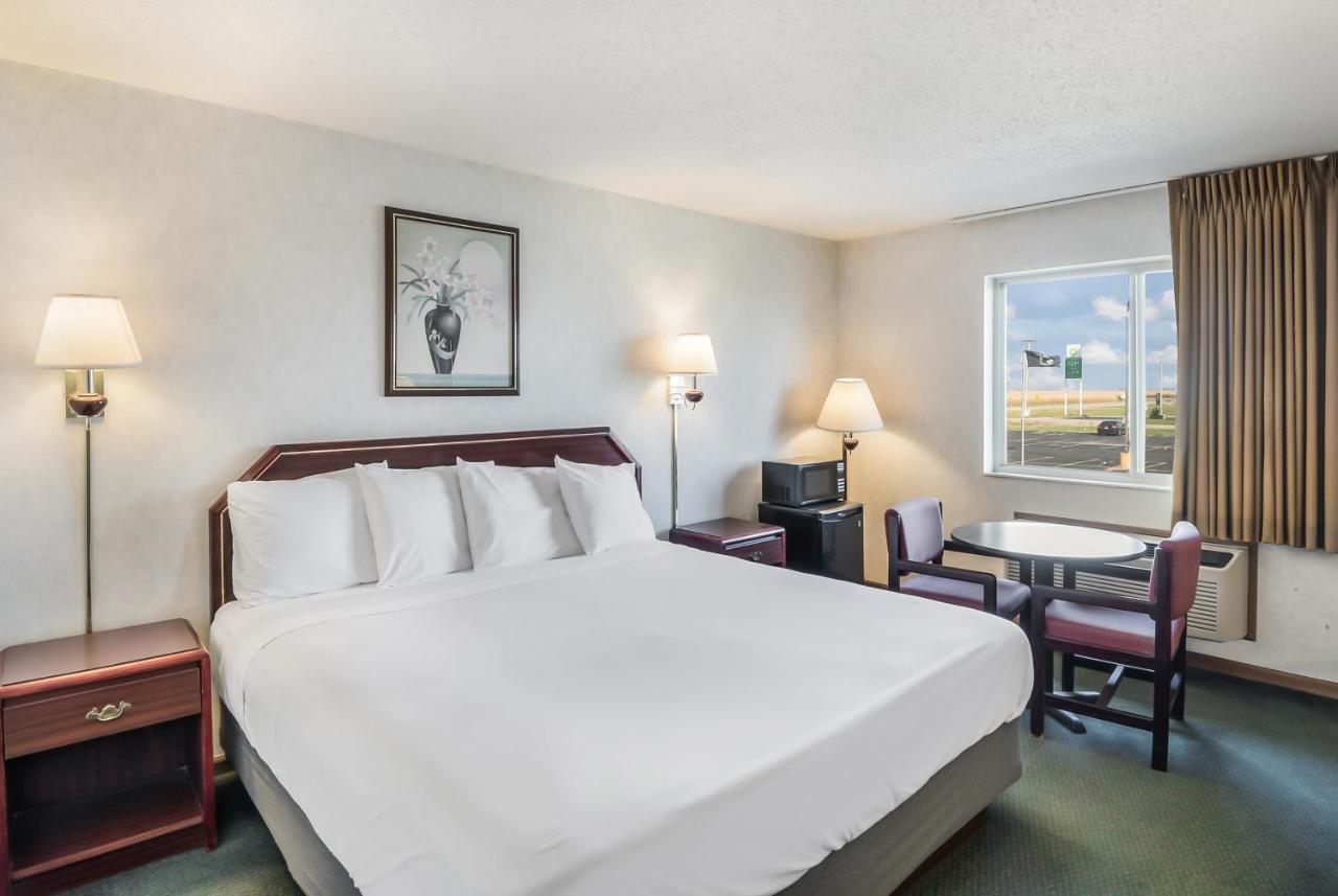Americas Best Value Inn-Wenona Luaran gambar