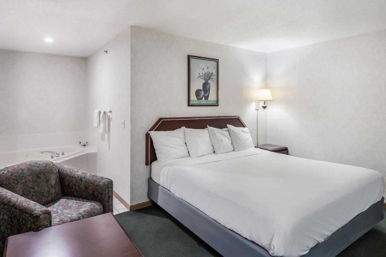 Americas Best Value Inn-Wenona Luaran gambar