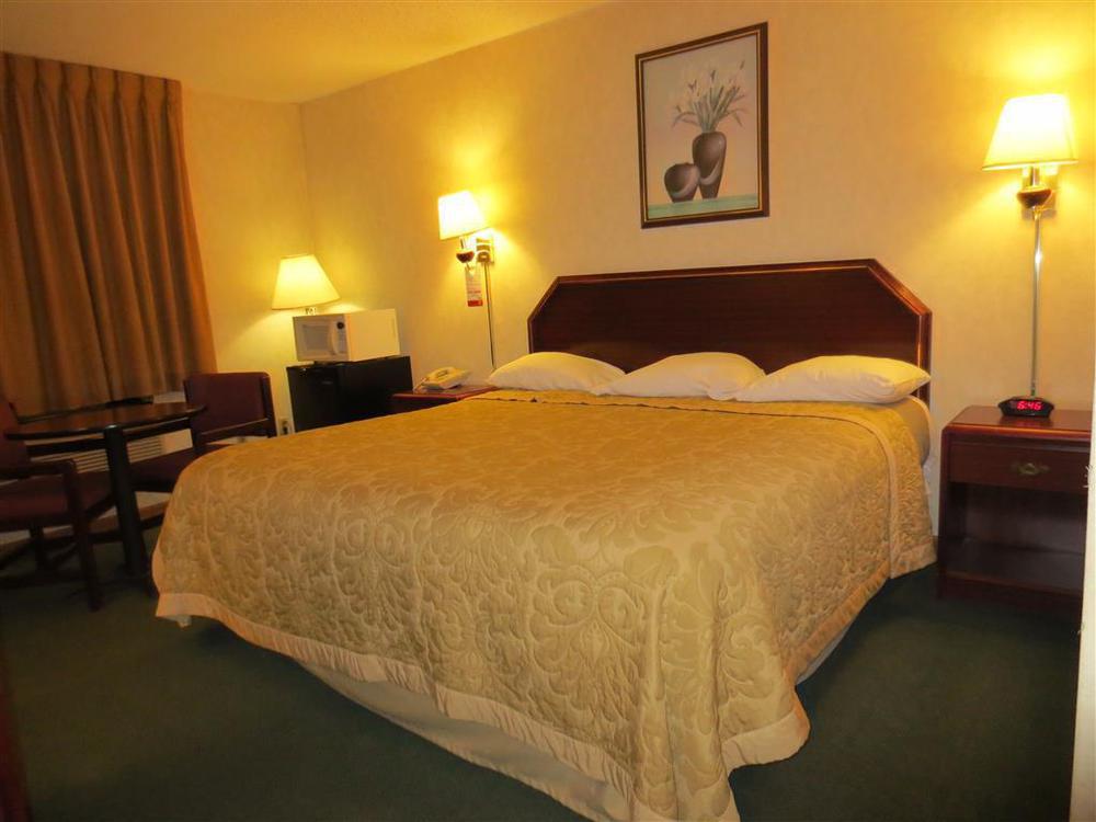 Americas Best Value Inn-Wenona Bilik gambar