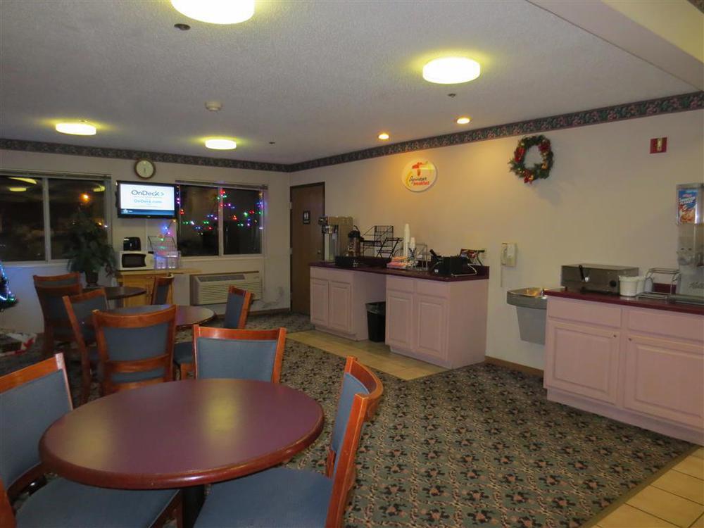 Americas Best Value Inn-Wenona Restoran gambar