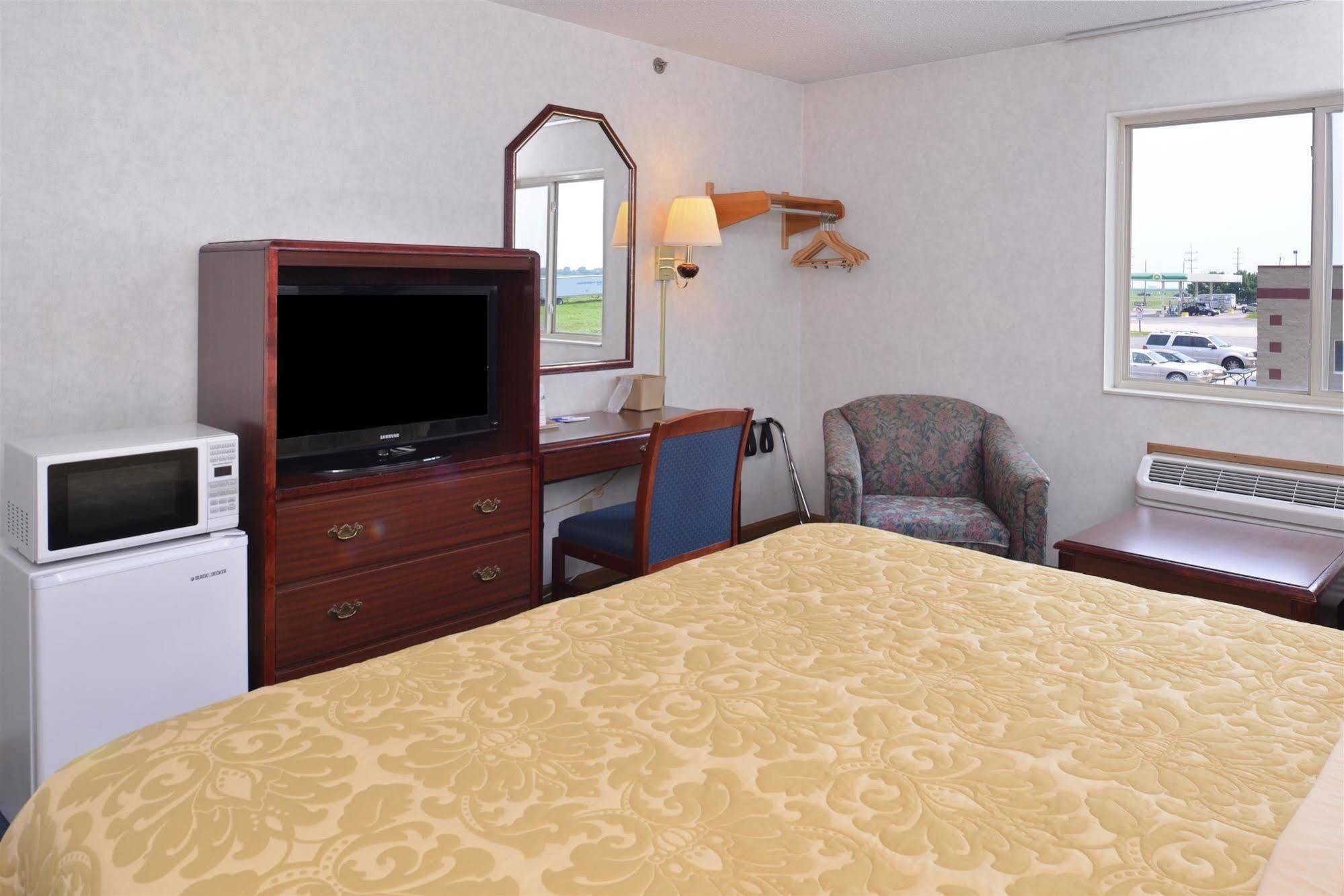 Americas Best Value Inn-Wenona Luaran gambar